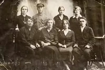Vintage family portrait colorized with natural tones